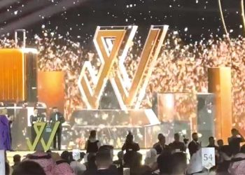 12 صانع محتـوى يتنافسون على “وسام الأثـر” بالبويــرة