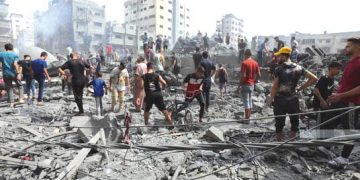 هجمات تستهدف إيران وصفـارات إنذار تـدوّي في فلسطـين المحتلة