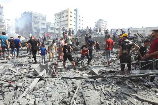 هجمات تستهدف إيران وصفـارات إنذار تـدوّي في فلسطـين المحتلة