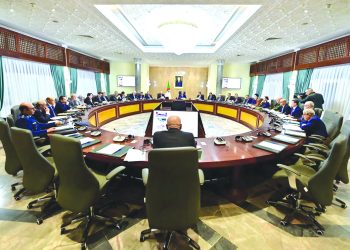 الوزير الأول يترأس اجتماعا لعرض الاستراتيجية الوطنية لإدارة الأخطار الكبرى