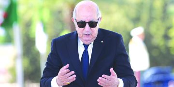 رئيس الجمهورية يعزّي عائلتي الإطارين الشهيدين