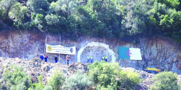 منجم بجاية.. عملاق جزائري آخر يتحرّك