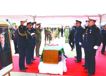 جنازة الكبار لزروال بمسقط رأسه بعاصمة الأوراس