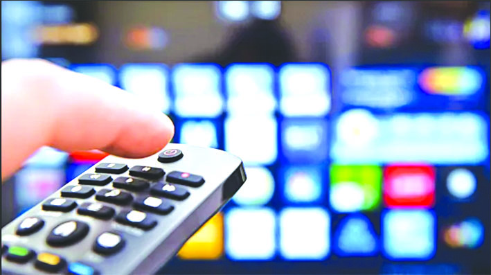 تمثّـلات رمضان فـي الإعلام تتأرجـح بين الرّوحانيــة والفرجـة والاستعــراض