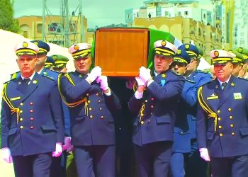 جنازة رئاسية رسمية.. عسكرية وشعبية لفقيد الجزائر