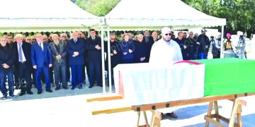 رجل استثنائي يترجّل..