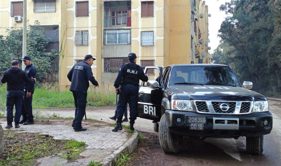 شرطة البليدة تتكيّف مع النظام الاستثنائـي لأواخـر رمضـان