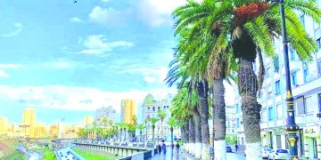 وهـران الباهيـة تـُوازن بـين العمـران والجمـال