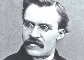 نيتشــه.. حقيقـة الفكـر وزيـف الأيديولوجيا