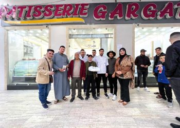 أقواس روسيكادا.. وجهة لعشّاق البيتزا والحلويات