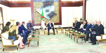 ترسيــخ وتعزيـز علاقـات الصداقـة القديمـة بــرؤى جديـدة