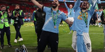 آيت نـوري يفــوز بأول ألقابـه مـع مانشستر سيتـي