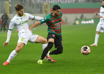 «العميد» في تنقل صعب إلى مستغانم