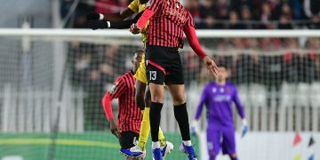 اللاّعبــون الجزائريـون يكتسحون التشكيلــة المثاليـة