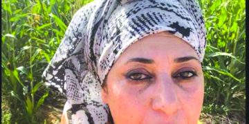 نمـوذج الجزائريـة المكافحـة المساهمـة في بنـاء الجزائـر المنتصـرة