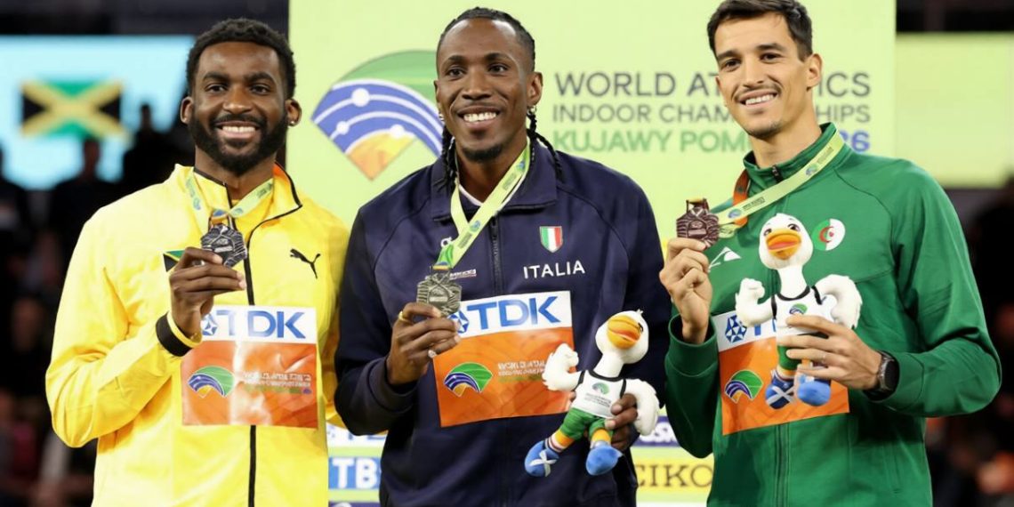 تريكي يتوّج بالميدالية البرونزية في الوثب الثلاثي