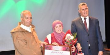 نشاطات ثقافية وفنية تبرز حضور المرأة