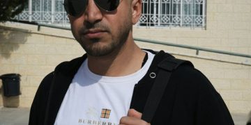 ​نَـصّ بعيــد عـن الجهـات