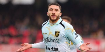 فارس غجميس يواصل التألق مع فروسينوني