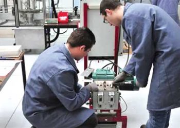 البليـدة..التّكويـن عـن طريق التّمهـين يستقطـب الشّباب