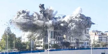 العالـم يحبـس أنفاسه وتحرّكات دولية لإنقاذ المنطقة