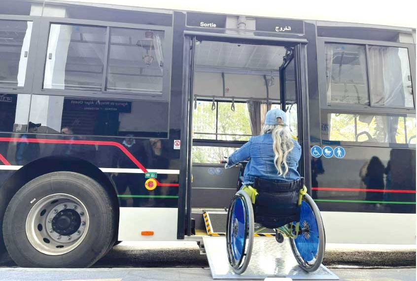 مجانية النقـل.. امتيـاز جديد لفائــدة ذوي الهمم