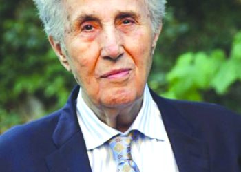 أحمد بن بلة.. قائد أطّر الكفاح بكفاءة واقتدار