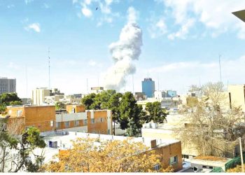 وساطات لإحياء المفاوضـات  ودعــوات لتأمـين الملاحـة فــي هرمــز