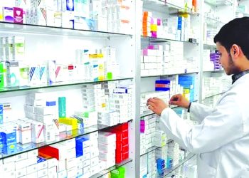 ضمـان وفـرة الأدوية.. أولويــة وطنية