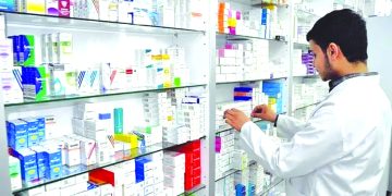 ضمـان وفـرة الأدوية.. أولويــة وطنية