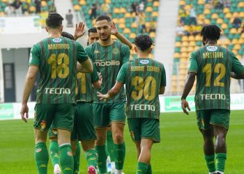 شبيبـة القبائـــل تتعثــّر بميدانها أمــام شبـاب قسنطيـنة