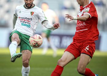 الرائـد في تنقل صعب إلى بشـار