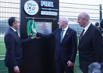 إرادة واضحـة في بناء بيئـــة كروية حديثـة