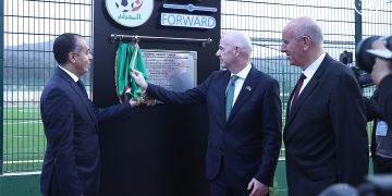 إرادة واضحـة في بناء بيئـــة كروية حديثـة