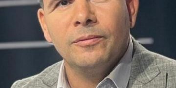 إعـادة إنتـاج البعـد السياسي والإنساني للقضية الفلسطينيــة