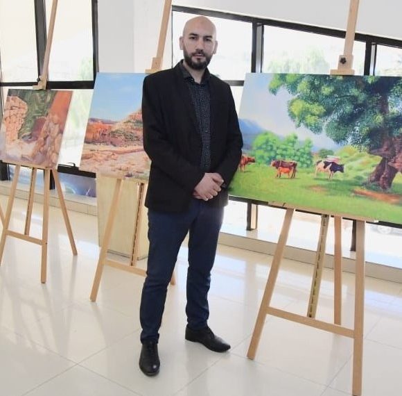 تجربـة بصريـة تـبرز ثراء التّجربــة الإبـداعية