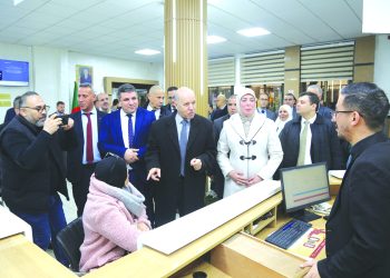 ملتزمون بمبـادئ الإنصـاف والنجاعــة والشفافيـة