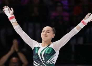 كيليـا نمـور تواصـل كتابة التاريخ في الجمبـاز الفنـــي