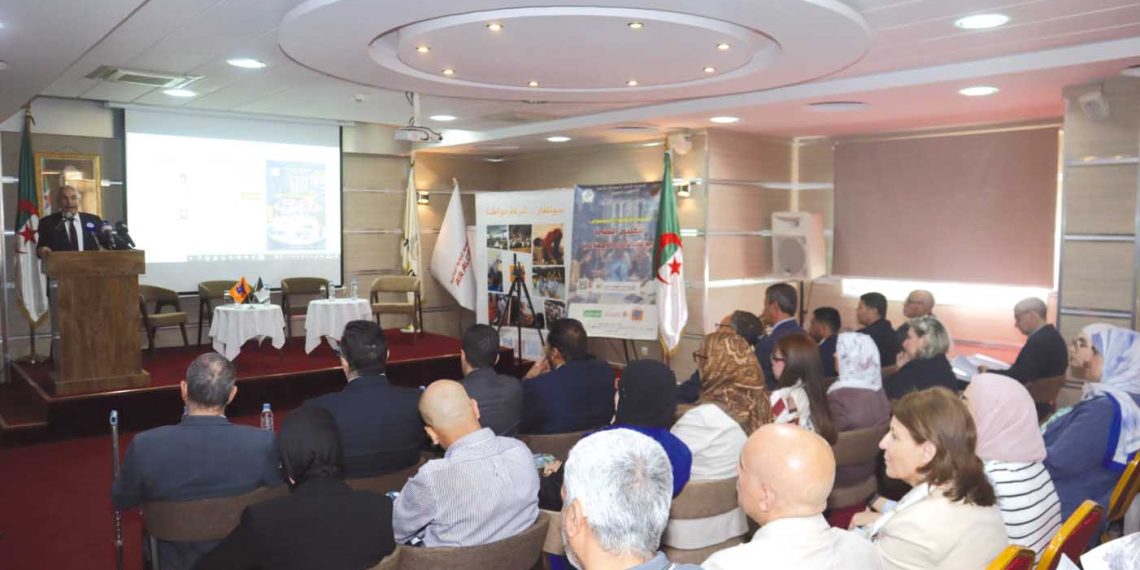 تطويـر المنصّات التّعليمية لتحسين جـودة التّعليـم