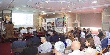تطويـر المنصّات التّعليمية لتحسين جـودة التّعليـم