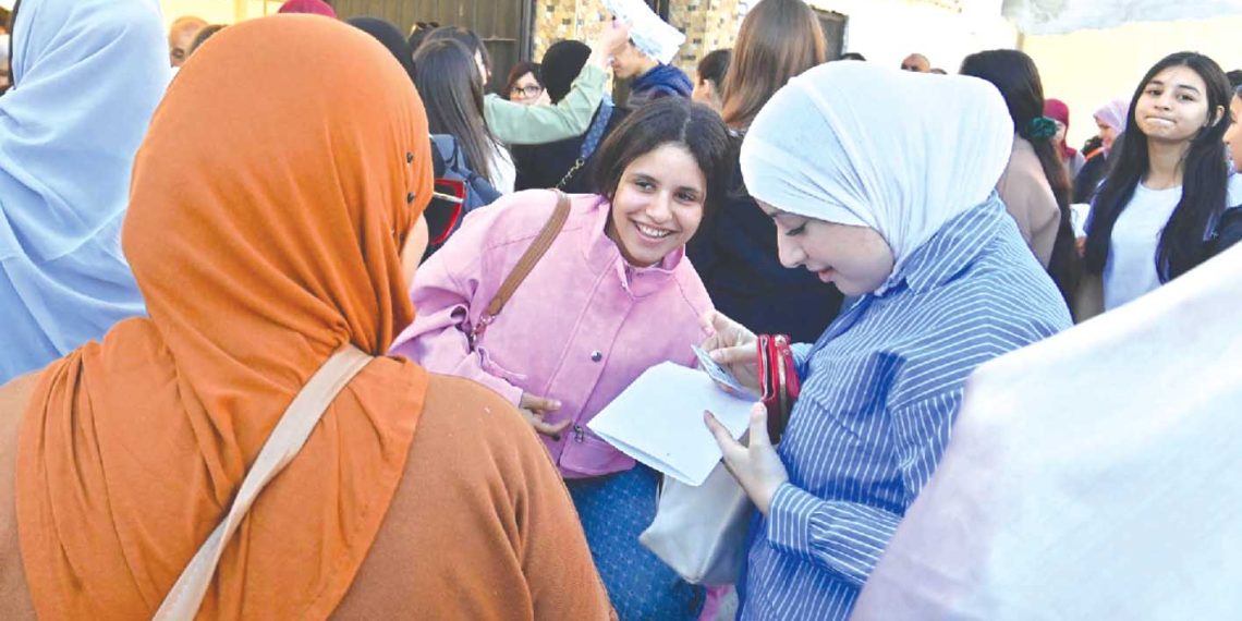 أربعة اختبــارات.. وأسئلـة في المتنــاول