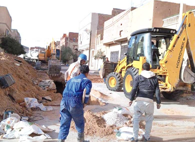 الأغواط .. برنامج واسع لتأهيل الطرق ومعالجــة النقــاط الســــوداء