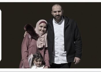 حـــين يعتقل القلـم وتترك طفلة خلــف البـــاب