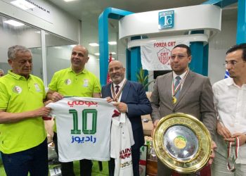 راديوز تكرّم فريق شبــاب عـــين تيموشنـت