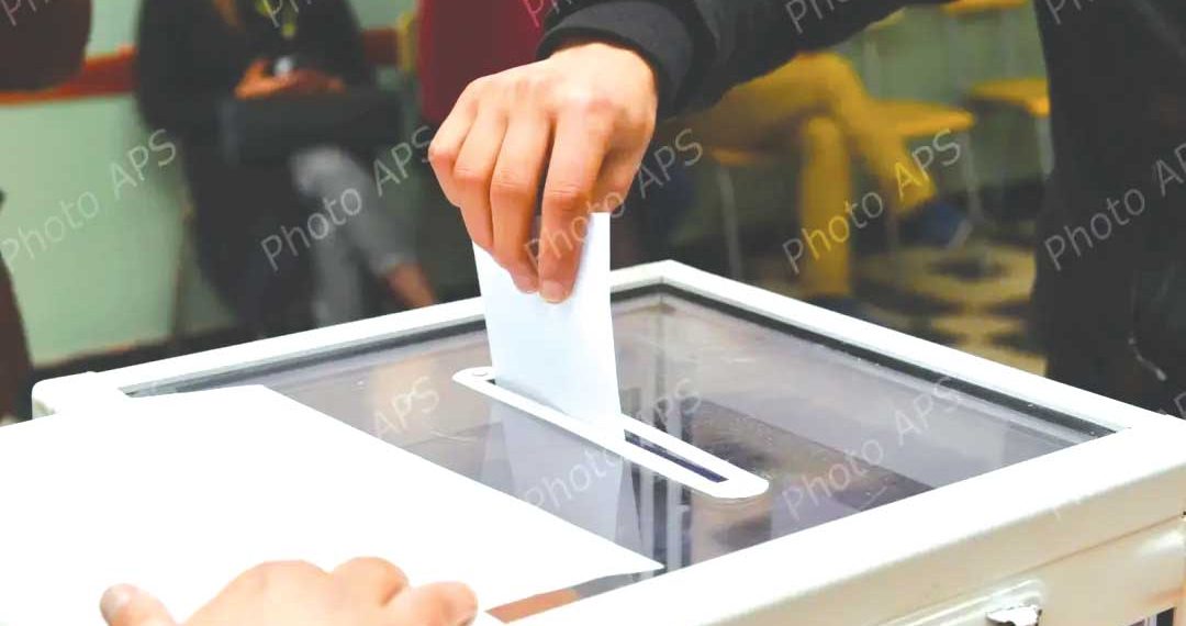 عشرون يوما للتنافس واستمالــة الناخبــين