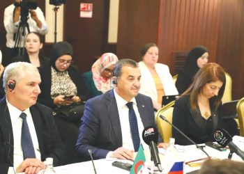 فـرص جديــدة لتعزيـــز أسـس التعـاون الاقتصـادي مـــع روسيـــا