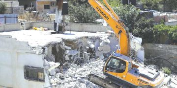 ثلاثة شهــداء بينــهم طفل وجرافات الاحتلال تهدم منزلا ببيــت لحــم