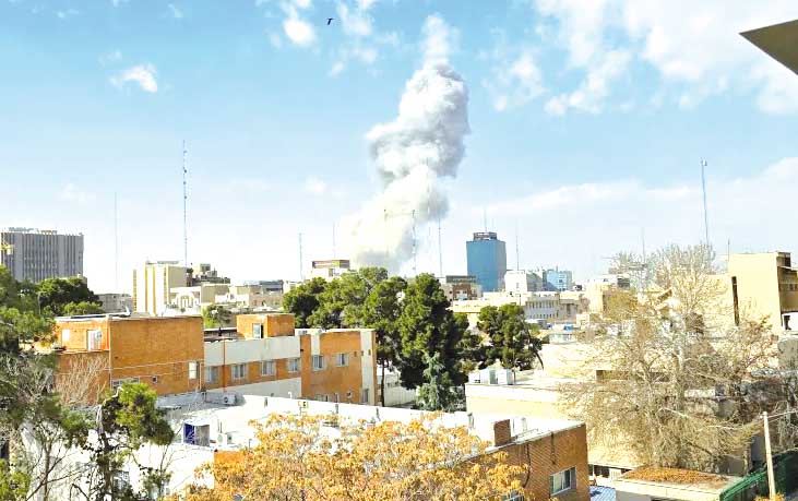 المســؤولــون الإيرانيــون يؤكـدون علـى وقف الهجمات الصهيونية على لبنان