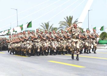 تفعيل العملية الاتصالية لتعزيز رابطة جيش-أمّة