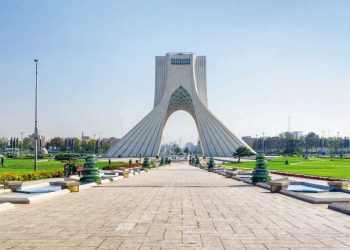 طهران تعلن مقتـل 30 منيا و7 عسكريين منذ بدء التصعيد الراهن